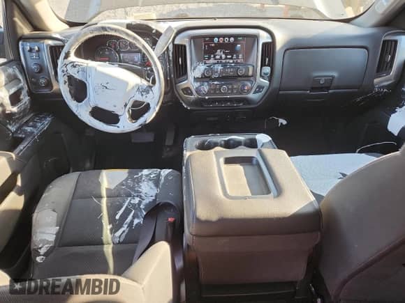 2018 Chevrolet Silverado 1500 LT z VIN 3GCUKRECXJG232928, wystawiony jako Copart lot #85505685 z przebiegiem 168 088 mil mil oraz Szkoda całkowita • Salvage title. Historia ofert i sprzedaży dostępna na DreamBid. Obrazek 8.