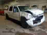 2009 Chevrolet Avalanche LS z VIN 3GNFK12039G237878, wystawiony jako Copart lot #64171345 z przebiegiem 297 848 mil mil oraz Czysty tytuł • Clean title. Historia ofert i sprzedaży dostępna na DreamBid. Obrazek 4.