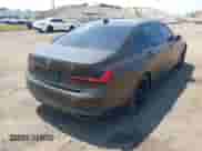 2020 BMW 7 Series 740i z VIN WBA7T2C09LGL17622, wystawiony jako IAAI lot #42951616 z przebiegiem 58 586 mil mil oraz . Historia ofert i sprzedaży dostępna na DreamBid. Obrazek 4.