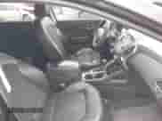 2014 Hyundai Tucson Limited z VIN KM8JU3AG0EU793415, wystawiony jako IAAI lot #42198206 z przebiegiem 158 113 mil mil oraz . Historia ofert i sprzedaży dostępna na DreamBid. Obrazek 5.