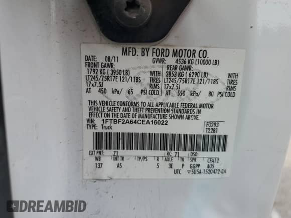 2012 Ford F-250 XL z VIN 1FTBF2A64CEA16022, wystawiony jako Copart lot #46329965 z przebiegiem 259 815 mil mil oraz Szkoda całkowita • Salvage title. Historia ofert i sprzedaży dostępna na DreamBid. Obrazek 12.