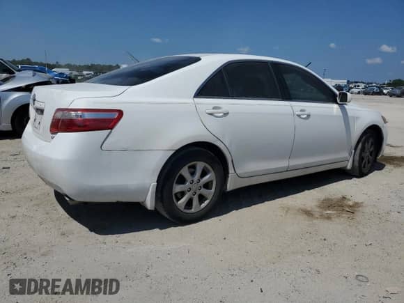 2008 Toyota Camry SE with VIN 4T1BK46K38U573266, listed as a Copart auction lot 81208485 with 211,649 mi miles and Salvage title. Bid and sale history available at DreamBid. Image 3.