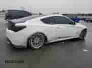 2016 Hyundai Genesis Coupe 3.8L Base z VIN KMHHT6KJ4GU133295, wystawiony jako Copart lot #45141395 z przebiegiem 119 991 mil mil oraz Szkoda całkowita • Salvage title. Historia ofert i sprzedaży dostępna na DreamBid. Obrazek 3.