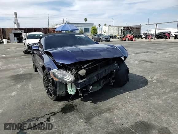 2018 Ford Mustang GT Premium z VIN 1FATP8FF0J5166385, wystawiony jako Copart lot #53189035 z przebiegiem 93 417 mil mil oraz Szkoda całkowita • Salvage title. Historia ofert i sprzedaży dostępna na DreamBid. Obrazek 11.