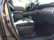 2023 Toyota Sienna LE z VIN 5TDKRKEC6PS168715, wystawiony jako IAAI lot #42627575 z przebiegiem Nie podano mil oraz . Historia ofert i sprzedaży dostępna na DreamBid. Obrazek 5.