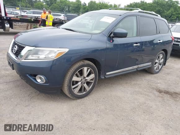 2013 Nissan Pathfinder SV z VIN 5N1AR2MM2DC673343, wystawiony jako IAAI lot #42502571 z przebiegiem 171 426 mil mil oraz . Historia ofert i sprzedaży dostępna na DreamBid. Obrazek 2.