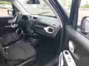 2017 Jeep Renegade Latitude с VIN ZACCJBBB7HPF51455, выставлен на аукционе IAAI как лот 43029357 с пробегом Не указан миль и . История ставок и продаж доступна на DreamBid. Изображение 5.