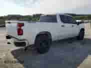 2022 Chevrolet Silverado 1500 Custom with VIN 3GCPDBEK0NG661734, listed as a Copart auction lot 68523845 with 32,093 mi miles and Salvage title. Bid and sale history available at DreamBid. Image 3.