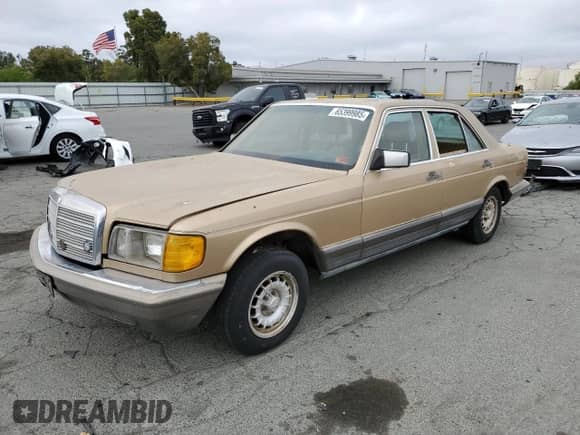 1983 Mercedes-Benz 300 SD с VIN WDBCB20A7DA001902, выставлен на аукционе Copart как лот 65399985 с пробегом 453 954 миль миль и Чистый • Clean title. История ставок и продаж доступна на DreamBid. Изображение 1.
