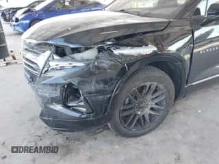 2019 Chevrolet Blazer Premier with VIN 3GNKBKRS4KS610683, listed as a IAAI auction lot 43398635 with 137,089 mi miles and . Bid and sale history available at DreamBid. Image 6.