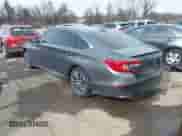 2018 Honda Accord EX z VIN 1HGCV3F41JA011404, wystawiony jako IAAI lot #41495966 z przebiegiem 128 887 mil mil oraz . Historia ofert i sprzedaży dostępna na DreamBid. Obrazek 3.