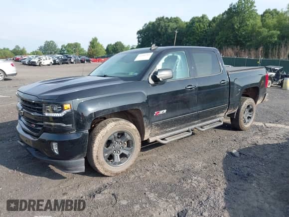 2017 Chevrolet Silverado 1500 LTZ z VIN 3GCUKSEJ0HG321648, wystawiony jako IAAI lot #42701782 z przebiegiem 143 515 mil mil oraz . Historia ofert i sprzedaży dostępna na DreamBid. Obrazek 2.