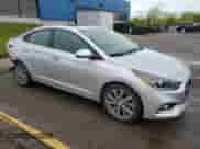 2021 Hyundai Accent Limited z VIN 3KPC34A63ME150082, wystawiony jako Copart lot #56880395 z przebiegiem 81 271 mil mil oraz Szkoda całkowita • Salvage title. Historia ofert i sprzedaży dostępna na DreamBid. Obrazek 4.