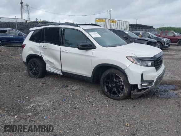 2025 Honda Passport Black Edition с VIN 5FNYF8H81SB005738, выставлен на аукционе IAAI как лот 42664369 с пробегом 4 710 миль миль и . История ставок и продаж доступна на DreamBid. Изображение 1.