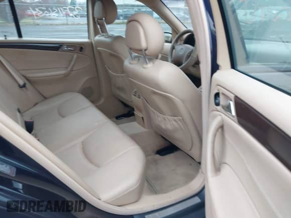 2004 Mercedes-Benz C 240 с VIN WDBRF61J94A550800, выставлен на аукционе IAAI как лот 37915634 с пробегом 115 016 миль миль и . История ставок и продаж доступна на DreamBid. Изображение 8.