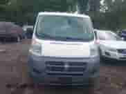 2017 Ram ProMaster Cargo z VIN 3C6TRVNG4HE516135, wystawiony jako IAAI lot #43327138 z przebiegiem 69 758 mil mil oraz . Historia ofert i sprzedaży dostępna na DreamBid. Obrazek 12.