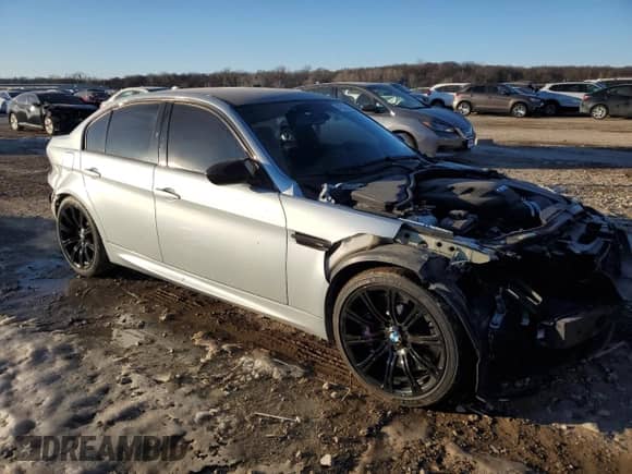 2009 BMW M3 с VIN WBSPM93539E201785, выставлен на аукционе Copart как лот 42153135 с пробегом 140 557 миль миль и Списание • Salvage title. История ставок и продаж доступна на DreamBid. Изображение 4.