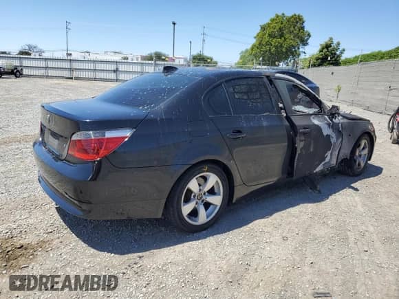 2007 BMW 5 Series 525i with VIN WBANE53527CW68691, listed as a Copart auction lot 57915145 with Not provided miles and Non repairable. Bid and sale history available at DreamBid. Image 3.