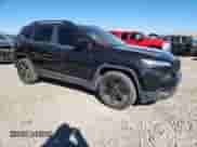 2016 Jeep Cherokee Latitude с VIN 1C4PJMCS9GW209065, выставлен на аукционе Copart как лот 81591215 с пробегом 134 742 миль миль и Списание • Salvage title. История ставок и продаж доступна на DreamBid. Изображение 4.