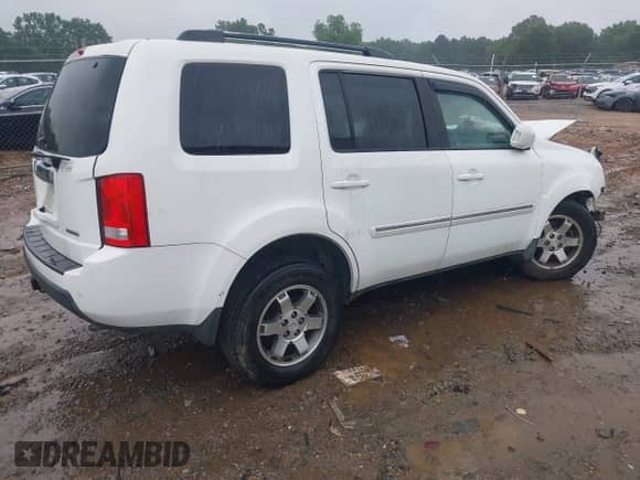 2010 Honda Pilot Touring с VIN 5FNYF3H98AB021252, выставлен на аукционе IAAI как лот 42345848 с пробегом 192 442 миль миль и . История ставок и продаж доступна на DreamBid. Изображение 4.