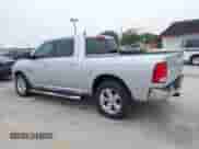 2017 Ram 1500 Big Horn z VIN 1C6RR6LT3HS500618, wystawiony jako IAAI lot #41424471 z przebiegiem 123 217 mil mil oraz . Historia ofert i sprzedaży dostępna na DreamBid. Obrazek 14.