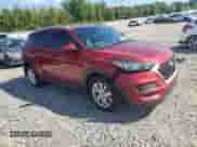 2021 Hyundai Tucson Value z VIN KM8J33A40MU329175, wystawiony jako Copart lot #83830025 z przebiegiem Nie podano mil oraz Szkoda całkowita • Salvage title. Historia ofert i sprzedaży dostępna na DreamBid. Obrazek 4.