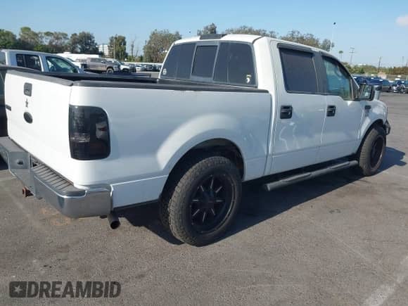 2008 Ford F-150 XLT с VIN 1FTPW12508FC00669, выставлен на аукционе IAAI как лот 42853670 с пробегом 144 497 миль миль и . История ставок и продаж доступна на DreamBid. Изображение 4.