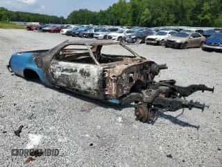 1977 Chevrolet El Camino z VIN 1D80U7R461291, wystawiony jako Copart lot #62678045 z przebiegiem Nie podano mil oraz Szkoda całkowita • Salvage title. Historia ofert i sprzedaży dostępna na DreamBid. Obrazek 4.