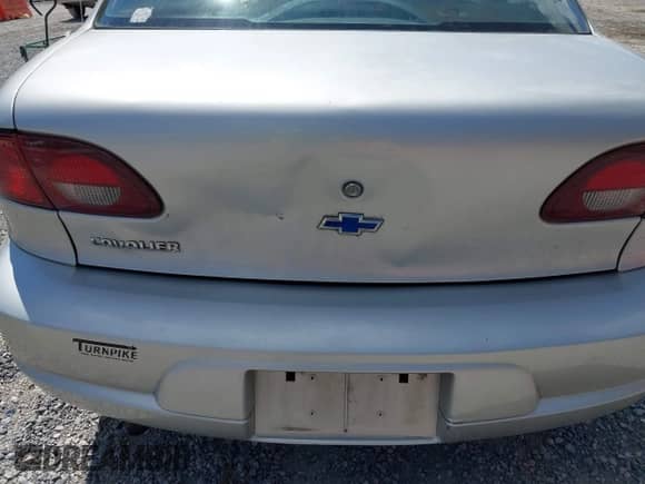 2002 Chevrolet Cavalier z VIN 1G1JC524X27206678, wystawiony jako IAAI lot #43106115 z przebiegiem Nie podano mil oraz . Historia ofert i sprzedaży dostępna na DreamBid. Obrazek 14.
