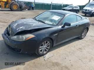 2008 Hyundai Tiburon GS with VIN KMHHM66D78U295358, listed as a IAAI auction lot 43276888 with 198,805 mi miles and . Bid and sale history available at DreamBid. Image 2.