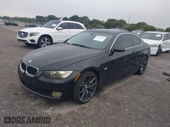 2007 BMW 3 Series 328i with VIN WBAWB33597PV71577, listed as a IAAI auction lot 41368831 with 217,639 mi miles and . Bid and sale history available at DreamBid. Image 17.