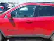 2019 Jeep Compass Limited z VIN 3C4NJCCBXKT675880, wystawiony jako IAAI lot #42819317 z przebiegiem 60 382 mil mil oraz . Historia ofert i sprzedaży dostępna na DreamBid. Obrazek 14.