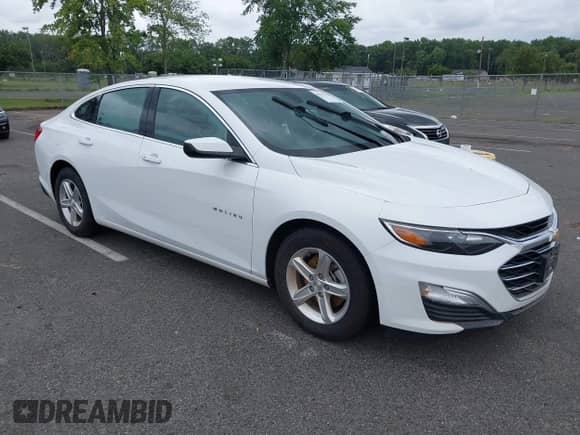 2020 Chevrolet Malibu LS z VIN 1G1ZC5ST9LF097051, wystawiony jako IAAI lot #42777570 z przebiegiem 76 267 mil mil oraz . Historia ofert i sprzedaży dostępna na DreamBid. Obrazek 1.