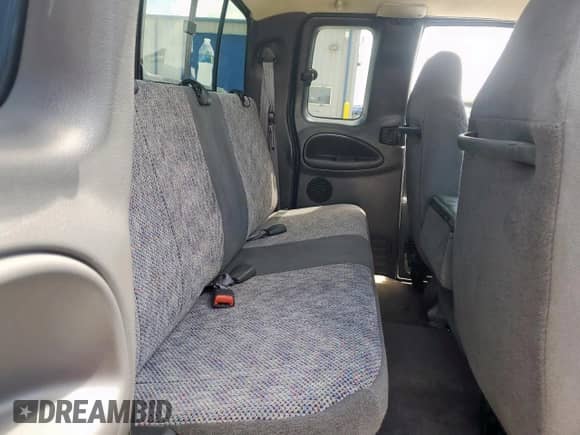 2001 Dodge 1500 with VIN 3B7HC13Z61M581643, listed as a Copart auction lot 64277555 with 60,567 mi miles and Salvage title. Bid and sale history available at DreamBid. Image 10.