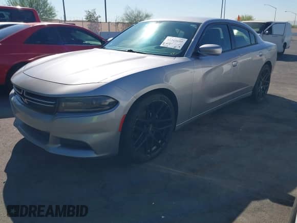 2015 Dodge Charger SE с VIN 2C3CDXBG6FH752721, выставлен на аукционе IAAI как лот 43243695 с пробегом 188 170 миль миль и . История ставок и продаж доступна на DreamBid. Изображение 2.