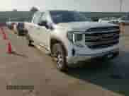 2022 GMC Sierra 1500 SLT with VIN 1GTUUDEDXNZ635464, listed as a Copart auction lot 62771555 with 48,801 mi miles and Salvage title. Bid and sale history available at DreamBid. Image 13.