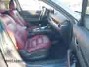 2022 Mazda CX-5 S Carbon Edition z VIN JM3KFBCM3N0537011, wystawiony jako IAAI lot #41472429 z przebiegiem 31 498 mil mil oraz . Historia ofert i sprzedaży dostępna na DreamBid. Obrazek 5.