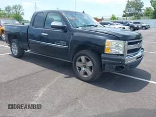 2009 Chevrolet Silverado 1500 LT z VIN 1GCEC29099Z283051, wystawiony jako IAAI lot #42538166 z przebiegiem 342 859 mil mil oraz . Historia ofert i sprzedaży dostępna na DreamBid. Obrazek 1.