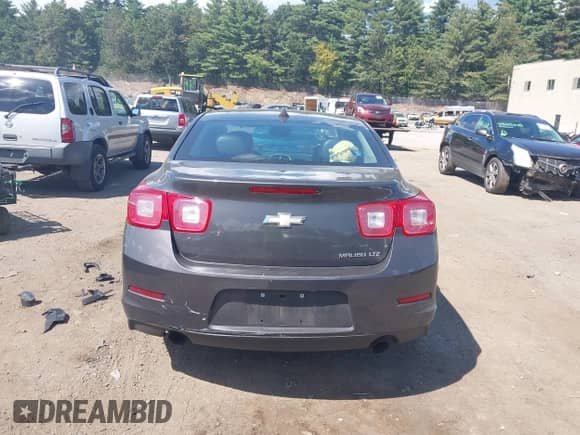 2013 Chevrolet Malibu LTZ с VIN 1G11H5SA1DF278983, выставлен на аукционе IAAI как лот 43135615 с пробегом 140 318 миль миль и . История ставок и продаж доступна на DreamBid. Изображение 16.