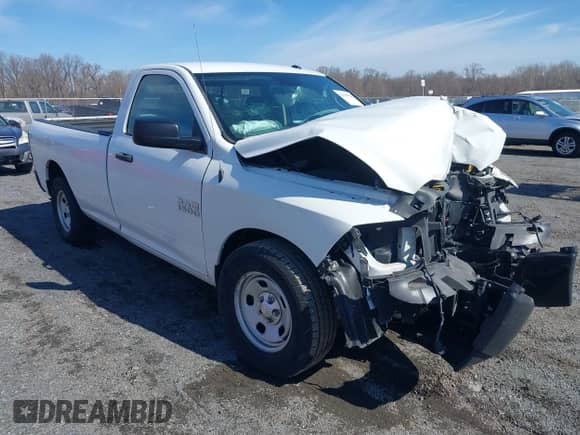 2017 Ram 1500 Tradesman с VIN 3C6JR6DG2HG734559, выставлен на аукционе IAAI как лот 41650921 с пробегом 120 953 миль миль и . История ставок и продаж доступна на DreamBid. Изображение 1.