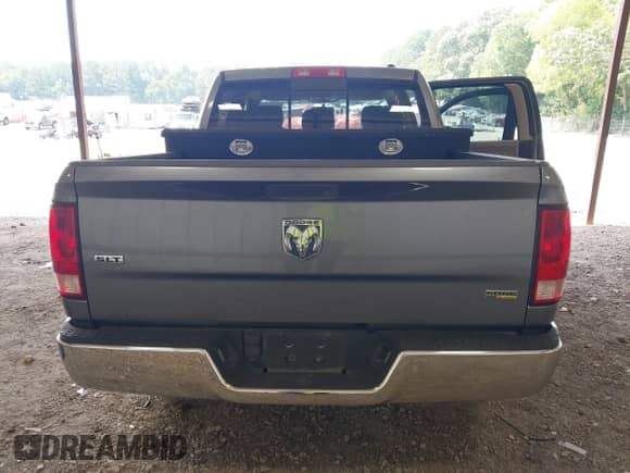 2010 Dodge 1500 ST z VIN 1D7RB1CP7AS115416, wystawiony jako IAAI lot #42695502 z przebiegiem 231 909 mil mil oraz . Historia ofert i sprzedaży dostępna na DreamBid. Obrazek 16.