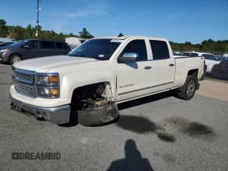 2015 Chevrolet Silverado 1500 LTZ z VIN 3GCUKSEC3FG138100, wystawiony jako Copart lot #84721615 z przebiegiem 161 450 mil mil oraz Szkoda całkowita • Salvage title. Historia ofert i sprzedaży dostępna na DreamBid. Obrazek 1.
