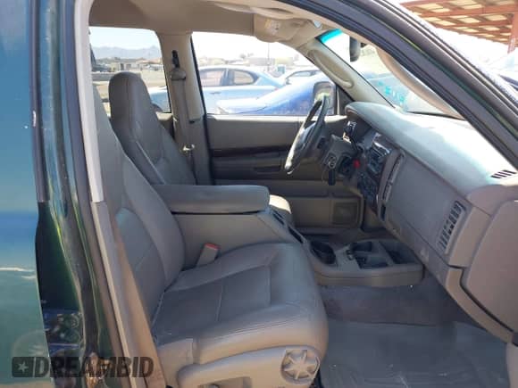 2002 Dodge Durango with VIN 1B4HS58Z52F160112, listed as a IAAI auction lot 41828209 with 145,081 mi miles and . Bid and sale history available at DreamBid. Image 5.