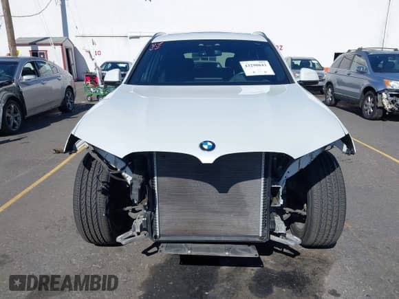 2018 BMW X3 xDrive30i with VIN 5UXTR9C52JLD71418, listed as a IAAI auction lot 43290842 with 59,044 mi miles and . Bid and sale history available at DreamBid. Image 13.