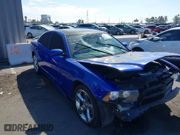2013 Dodge Charger RT Max with VIN 2C3CDXCT7DH646965, listed as a IAAI auction lot 43210253 with 149,554 mi miles and . Bid and sale history available at DreamBid. Image 17.