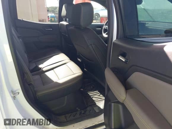 2025 Chevrolet Colorado 4WD ZR2 z VIN 1GCPTFEK6S1116979, wystawiony jako IAAI lot #42477737 z przebiegiem 7 667 mil mil oraz . Historia ofert i sprzedaży dostępna na DreamBid. Obrazek 8.