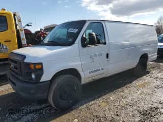 2008 Ford Econoline Cargo Commercial with VIN 1FTSS34L68DB37022, listed as a Copart auction lot 44640455 with 185,064 mi miles and Clean title. Bid and sale history available at DreamBid. Image 1.