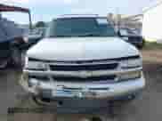 2002 Chevrolet Tahoe Z71 z VIN 1GNEK13Z42R256342, wystawiony jako IAAI lot #41838869 z przebiegiem 230 351 mil mil oraz . Historia ofert i sprzedaży dostępna na DreamBid. Obrazek 12.