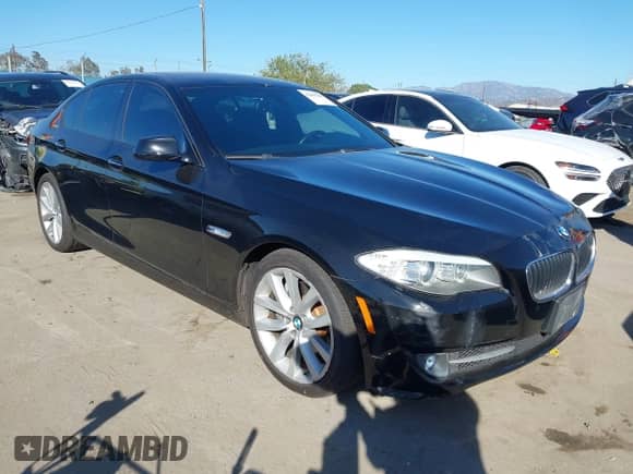 2012 BMW 5 Series 535i with VIN WBAFR7C56CC816100, listed as a IAAI auction lot 43463198 with 77,080 mi miles and . Bid and sale history available at DreamBid. Image 1.