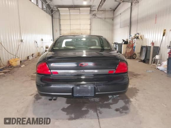 1998 Chevrolet Monte Carlo Z34 z VIN 2G1WX12K3W9311035, wystawiony jako IAAI lot #42811893 z przebiegiem 78 300 mil mil oraz . Historia ofert i sprzedaży dostępna na DreamBid. Obrazek 17.